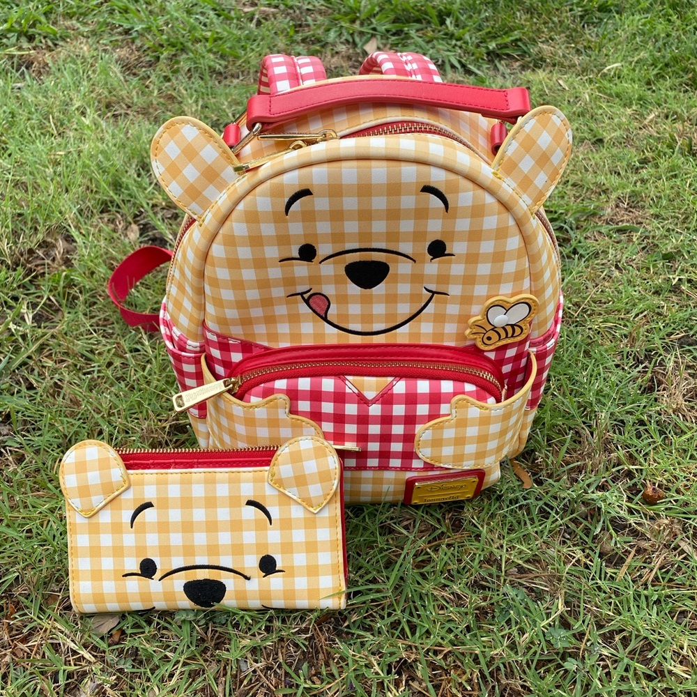 Loungefly Winnie the Pooh Mini Bag and Wallet